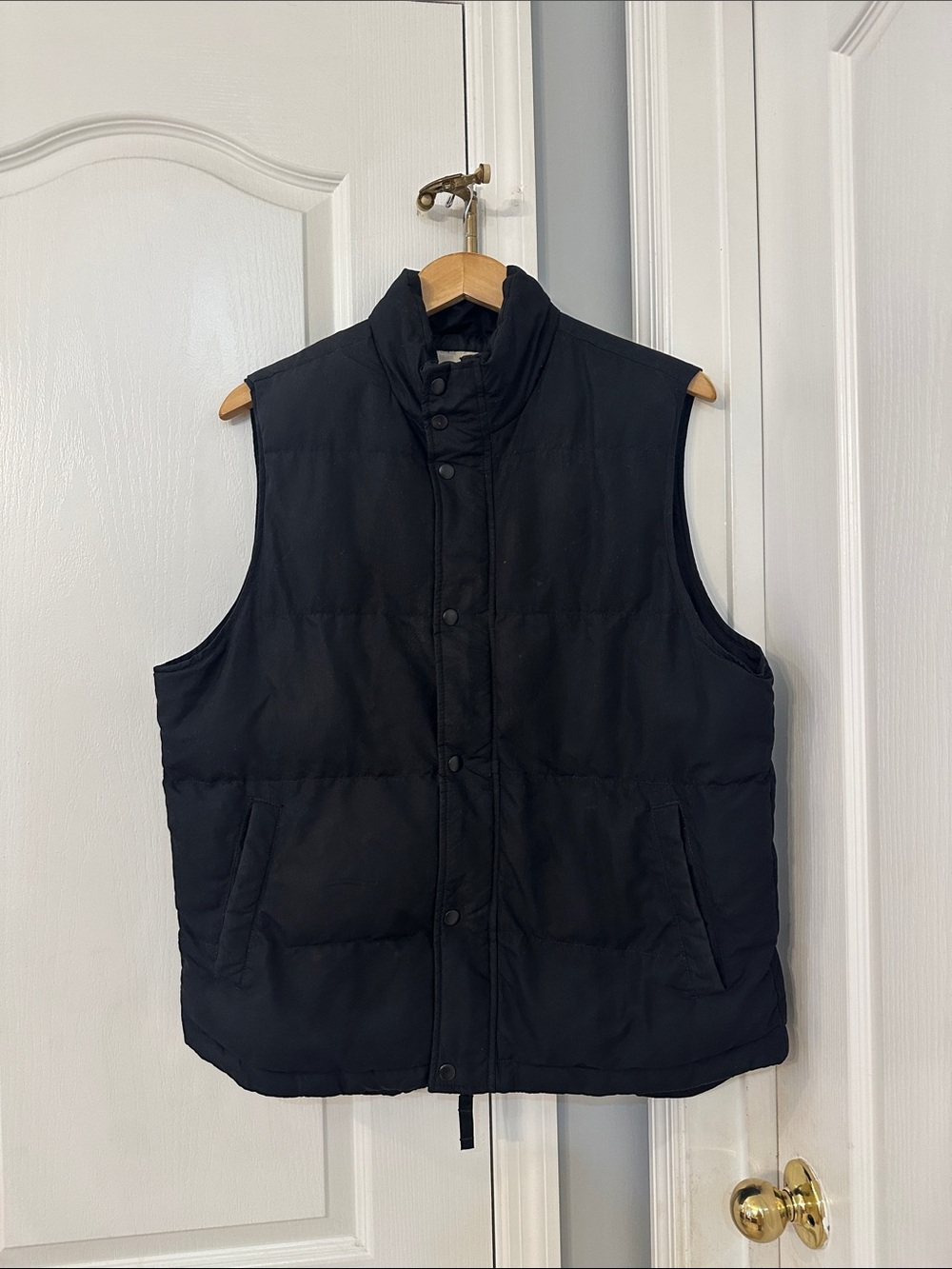 St. John's Bay Black Quilted Puffer Vest
